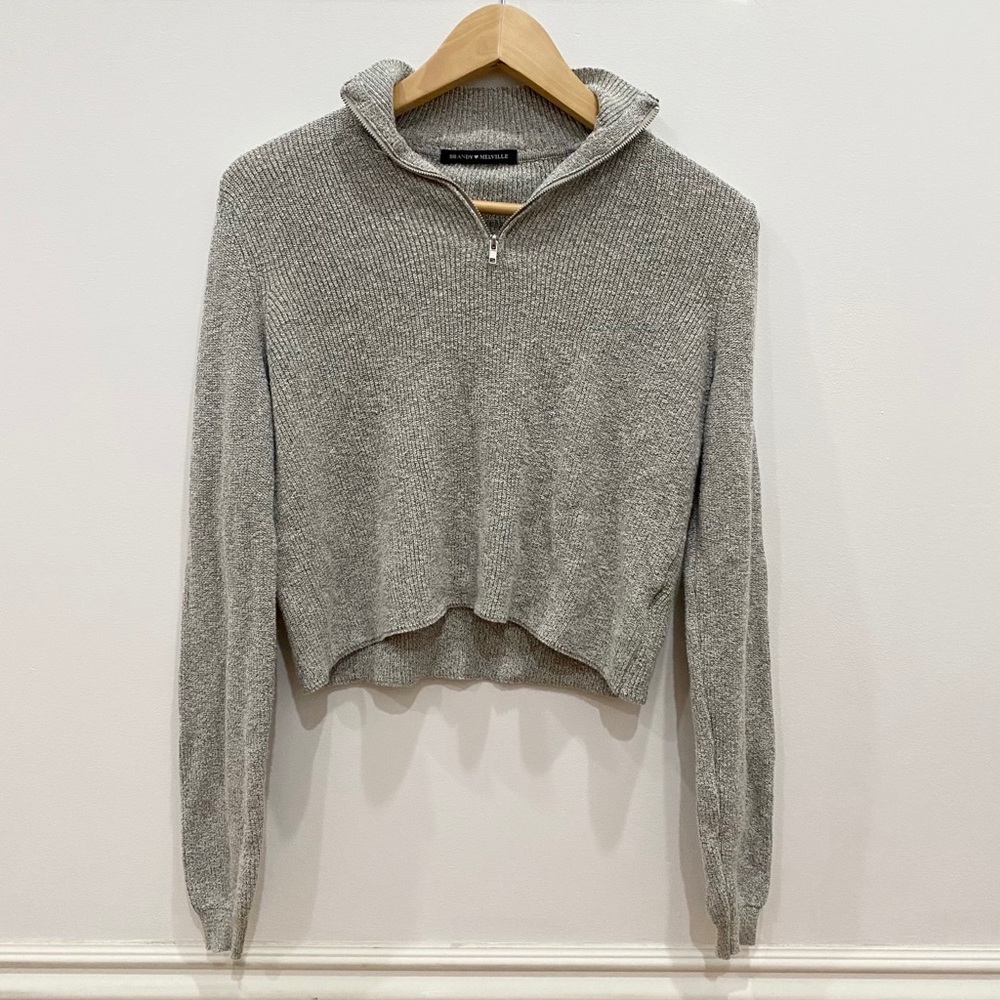brandy melville quarter zip long sleeve shirt